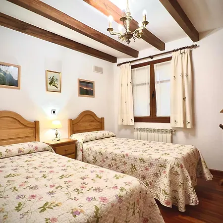 Viviendas Rurales El Canton Cucayo