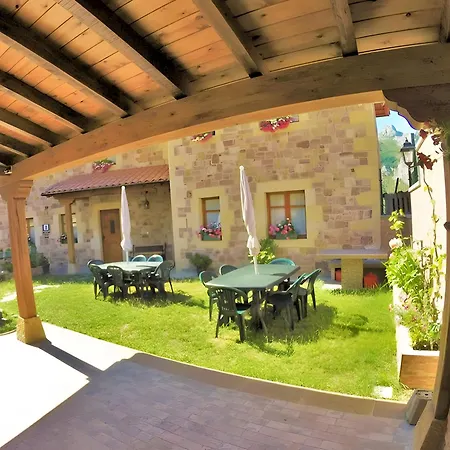 Viviendas Rurales El Canton * Cucayo