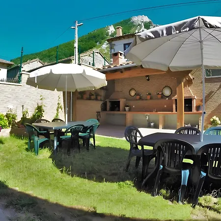 Viviendas Rurales El Canton * Cucayo